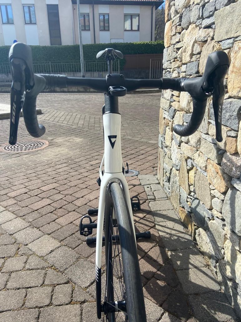 Used Giant Giant Propel Advanced 2 105 2027 2027 Road & Gravel — image 12 of 19