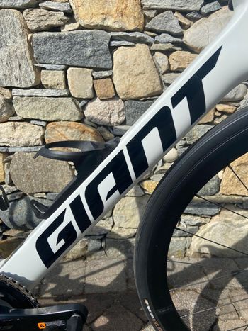 Used Giant Giant Propel Advanced 2 105 2027 2027 Road & Gravel — image 7 of 19