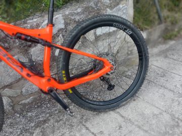Used Orbea Oiz Shimano Deore XT 2019 Mountainbike, Orange, 29 — image 6 of 9