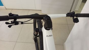 Used https://www.facebook.com/marketplace/item/1635206527523761/ Https://www.facebook.com/marketplace/item/1635206527523761/ Custom SRAM XX1 Eagle 2026 Mountainbike, White — image 2 of 3