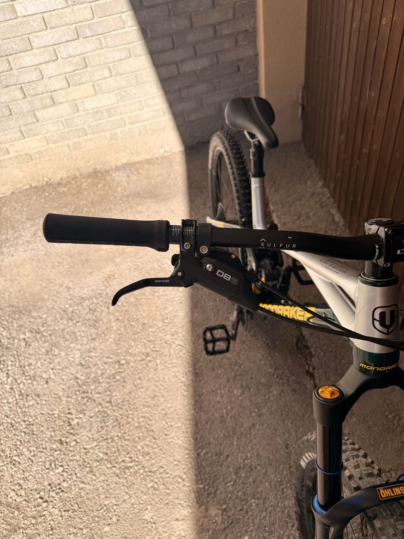 Tweedehands Mondraker SUPERFOXY R 2023 2023 Mountainbike — afbeelding 5 van 6