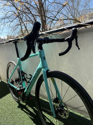 Brugt Bianchi Infinito 105 2024 2024 Road & Gravel — billede 4 af 5