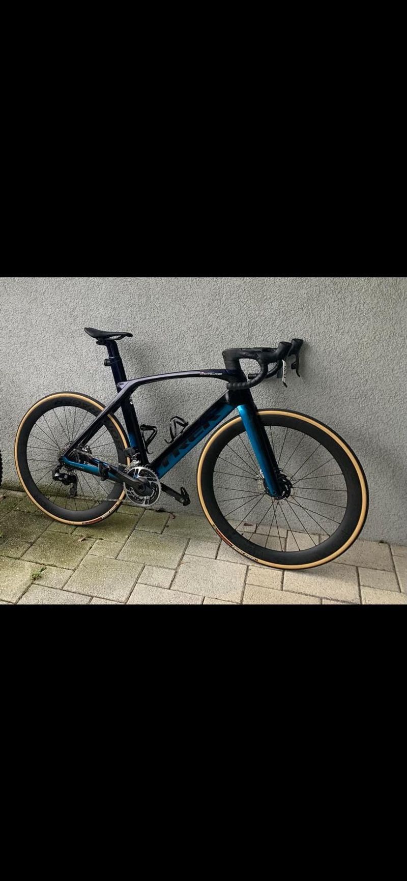Used Trek Madone SLR 9 eTap 2022 2022 Road & Gravel