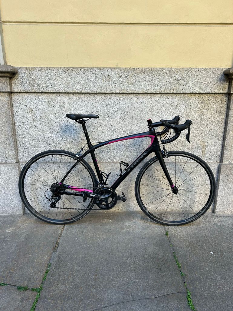 Used Trek Silque SL Women's 2016 2016 Road & Gravel — image 1 of 11