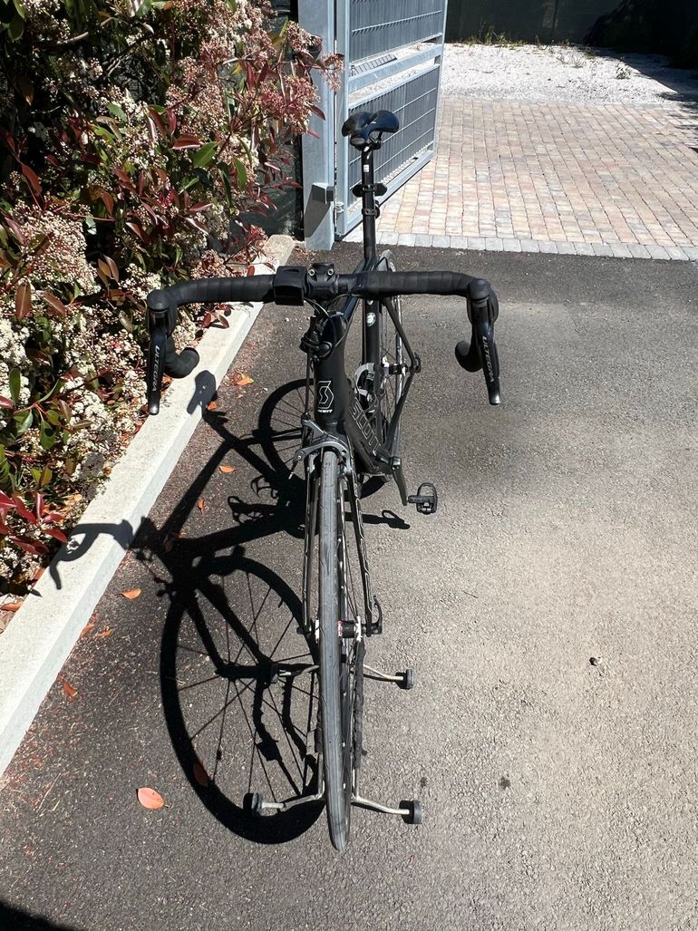 Used Scott Foil Shimano Ultegra 2017 Road & Gravel, Black — image 6 of 9
