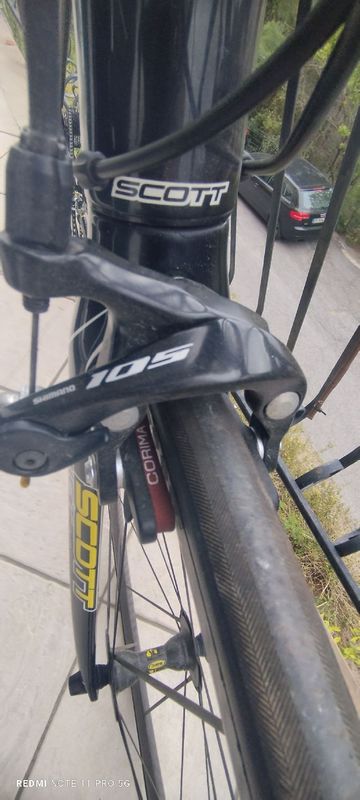 Scott Addict Shimano 105 2007 Road & Gravel usato, Nero — immagine 5 di 7