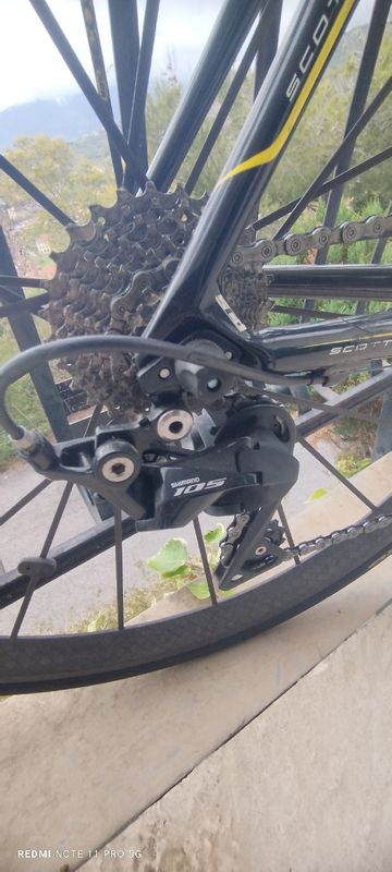 Scott Addict Shimano 105 2007 Road & Gravel usato, Nero — immagine 4 di 7