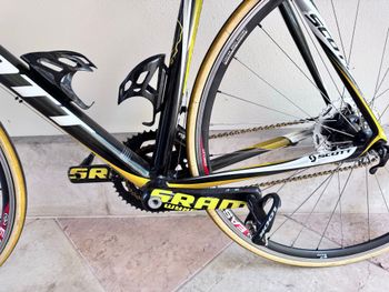 Used Scott Addict sram red 10 speed limited edition Scott Addict sram red 10 speed limited edition Custom SRAM Red eTap AXS 2011 Road & Gravel, Black — image 16 of 20
