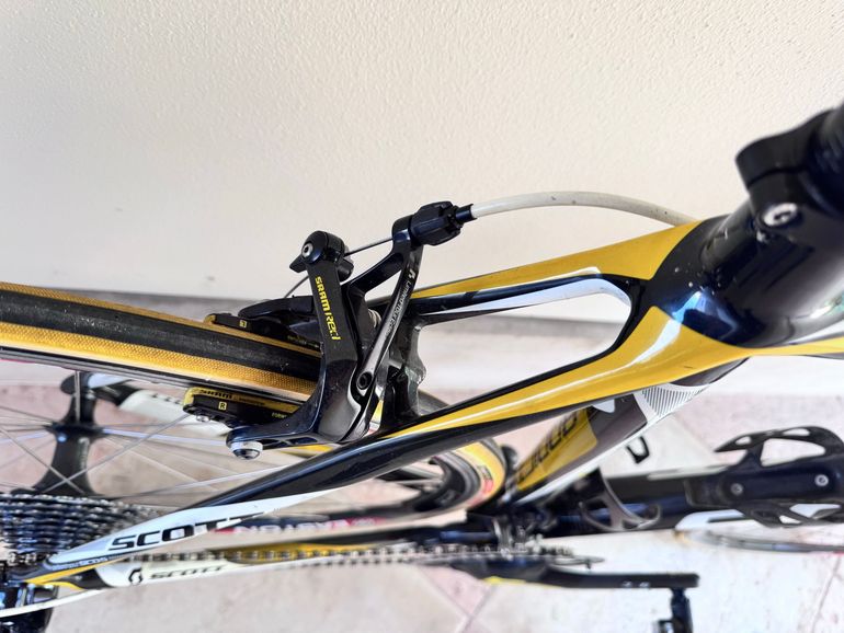 Used Scott Addict sram red 10 speed limited edition Scott Addict sram red 10 speed limited edition Custom SRAM Red eTap AXS 2011 Road & Gravel, Black — image 11 of 20