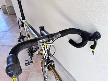 Used Scott Addict sram red 10 speed limited edition Scott Addict sram red 10 speed limited edition Custom SRAM Red eTap AXS 2011 Road & Gravel, Black — image 8 of 20