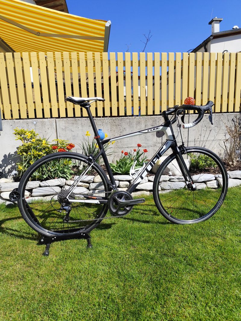 Gebrauchtes Cube Attain Race 2016 Road & Gravel