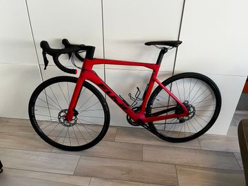 Gebrauchtes Fuji Transonic 2.5 2020 2020 Road & Gravel, Rot — Bild 2 von 17
