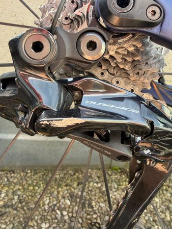 Used Pinarello DOGMA F DURA ACE Di2 Disc 2023 2023 Road & Gravel, Blue — image 4 of 5