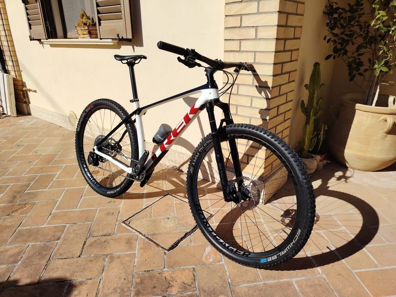 Used Trek Procaliber 9.7 2022 2022 Mountainbike — image 7 of 7