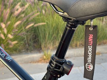 Used Mondraker RAZE 2023 2023 Mountainbike, Black, 29 — image 4 of 21