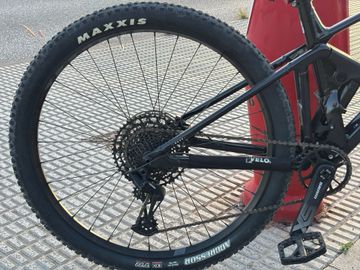 Used Mondraker RAZE 2023 2023 Mountainbike, Black, 29 — image 3 of 21
