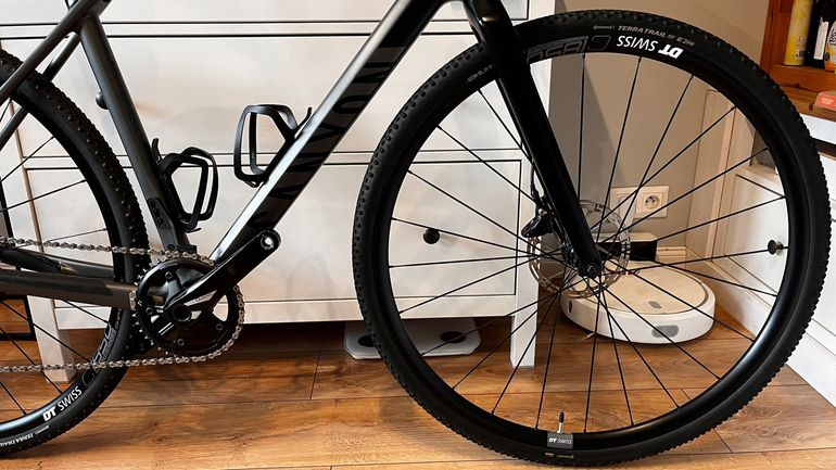 Used Canyon Inflite CF SL 6.0 2020 2020 Road & Gravel, Black — image 5 of 30