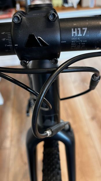 Used Canyon Inflite CF SL 6.0 2020 2020 Road & Gravel, Black — image 29 of 30