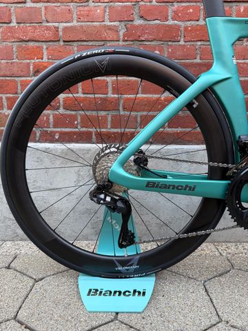 Gebrauchtes Bianchi Oltre Shimano Ultegra Di2 2026 Road & Gravel, Grün — Bild 2 von 15
