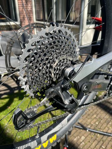 Brugt YT Industries Capra Pro Race 2021 2021 Mountainbike — billede 9 af 11
