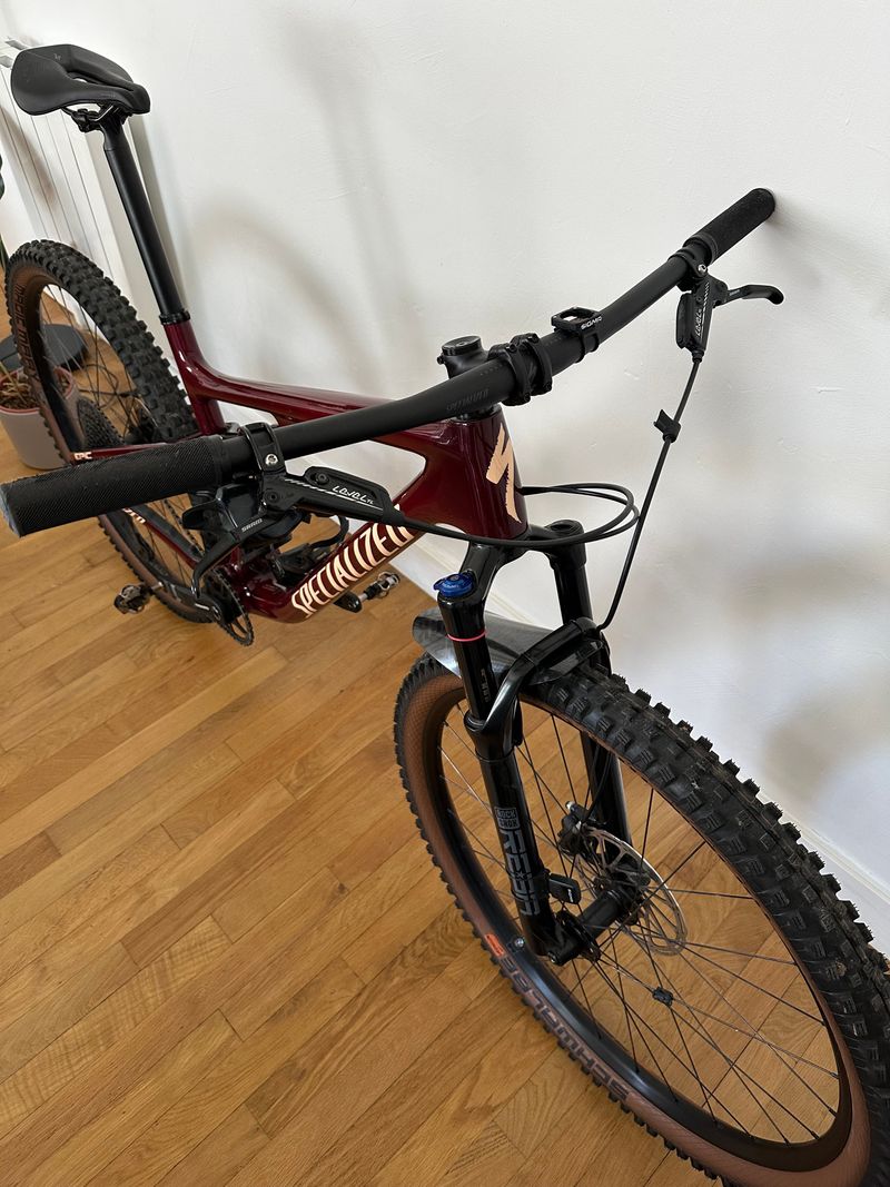 Gebrauchtes Specialized Epic Comp 2022 2022 Mountainbike, Rot — Bild 4 von 5