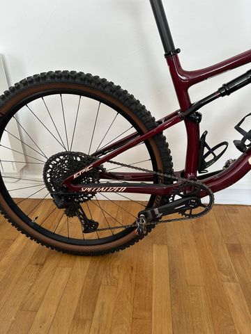 Gebrauchtes Specialized Epic Comp 2022 2022 Mountainbike, Rot — Bild 5 von 5