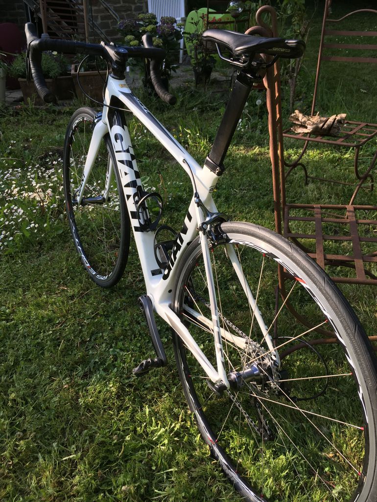 Used Giant Tcr Other Shimano 2012 Road & Gravel, White — image 3 of 11