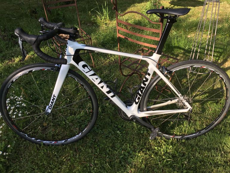 Used Giant Tcr Other Shimano 2012 Road & Gravel, White — image 2 of 11
