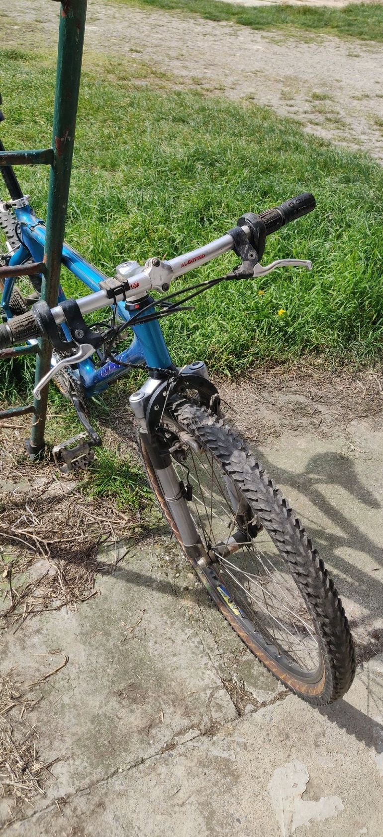 Used Giant Giant Custom Shimano Deore 1995 Mountainbike, Blue — image 19 of 25