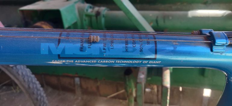 Used Giant Giant Custom Shimano Deore 1995 Mountainbike, Blue — image 4 of 25