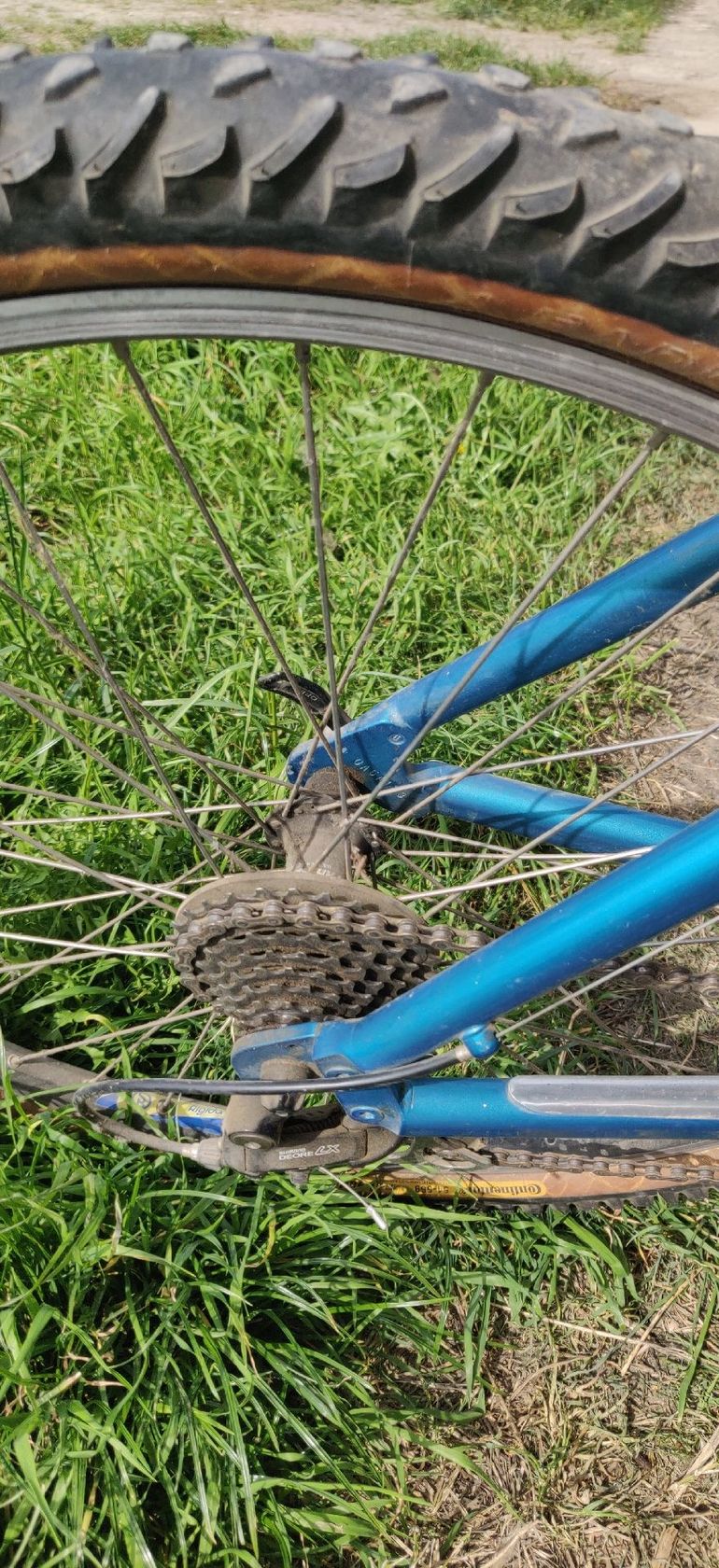 Used Giant Giant Custom Shimano Deore 1995 Mountainbike, Blue — image 3 of 25