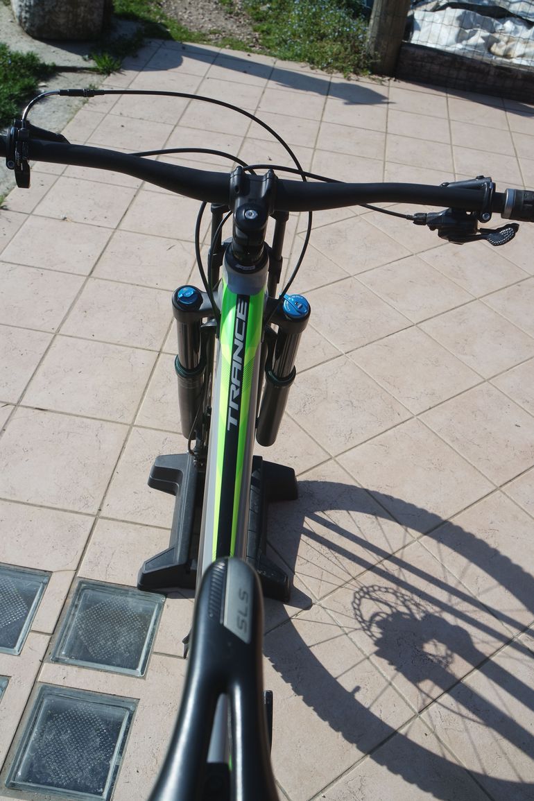 Used Giant Trance Shimano Deore XT 2018 Mountainbike — image 4 of 10