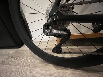 Brugt Trek Émonda SL 7 2023 2023 Road & Gravel — billede 4 af 9