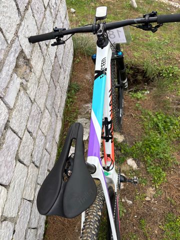 Used Canyon Exceed CF 6 2023 2023 Mountainbike, White, 29 — image 3 of 5
