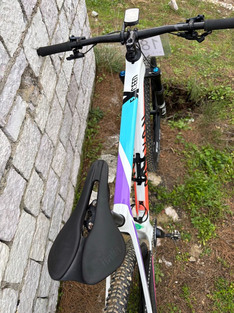 Used Canyon Exceed CF 6 2023 2023 Mountainbike, White, 29 — image 3 of 5