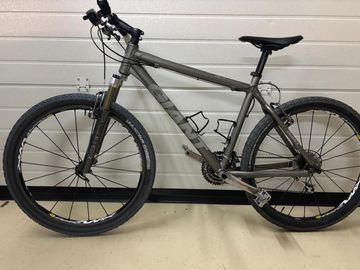 Używany Giant XTC 1.5 Performance Series 2006 Mountainbike — zdjęcie 2 z 21