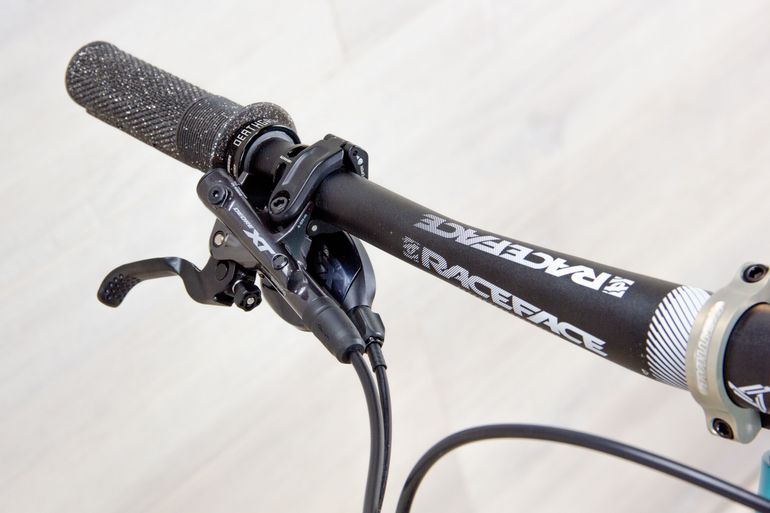 Used Yeti SB150 Custom Build 2025 Mountainbike, Blue — image 18 of 20