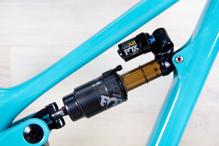 Used Yeti SB150 Custom Build 2025 Mountainbike, Blue — image 8 of 20
