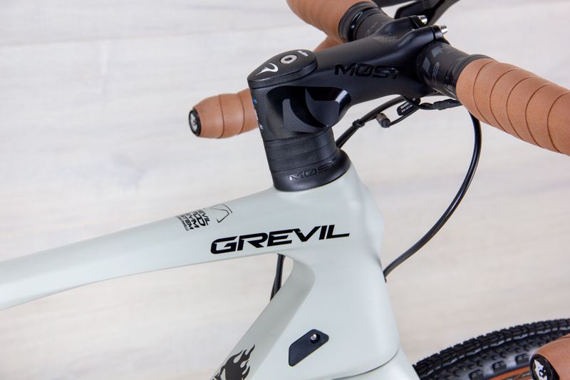 Used Pinarello Grevil 2022 Road & Gravel, Light Gray — image 10 of 18