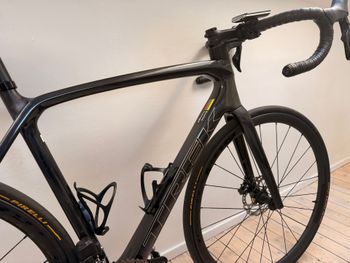 Used Trek Émonda SL 6 Pro Di2 2023 2023 Road & Gravel, Black — image 3 of 5