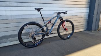 Specialized, Epic 8 Comp - SRAM S-1000 AXS, RockShox Select 2025 Frameset