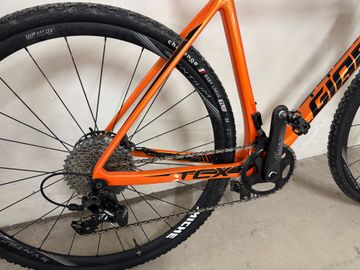 Used Giant TCX Advanced 2019 2019 Road & Gravel, Orange — image 4 of 4