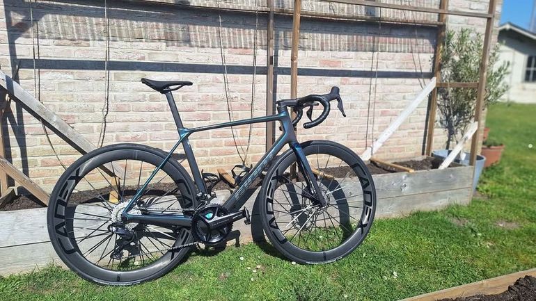 Used Giant TCR Advanced Pro 0 Di2 2025 2025 Road & Gravel, Azul — image 2 of 8