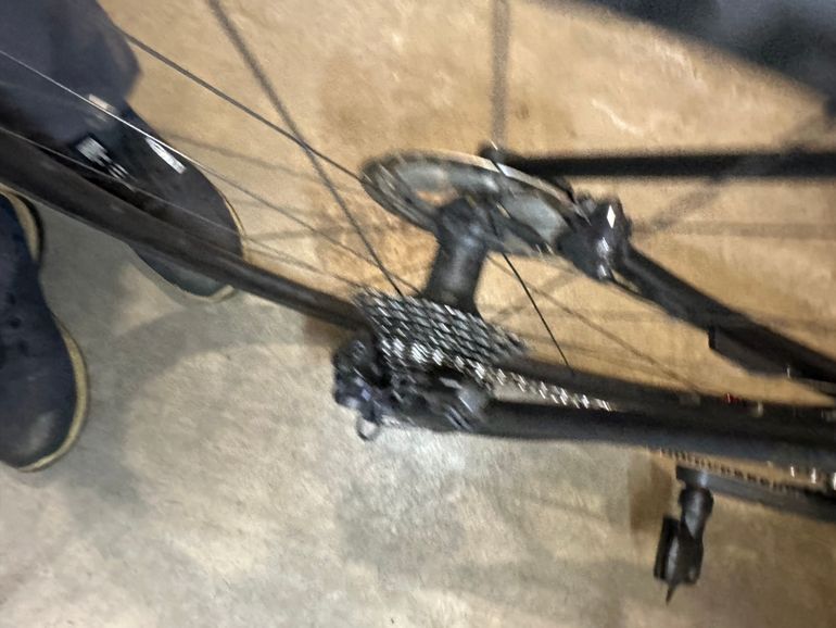 Used Trek Émonda SLR 7 Disc 2020 2020 Road & Gravel — image 3 of 5