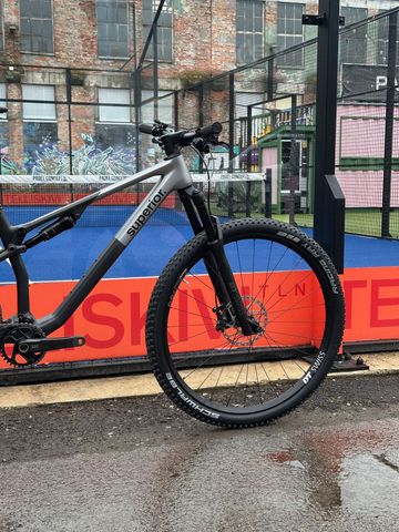 Used Superior Xf Shimano Deore XT Di2 2026 Mountainbike, Light Gray — image 2 of 9