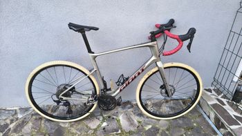 Giant, Revolt Shimano GRX