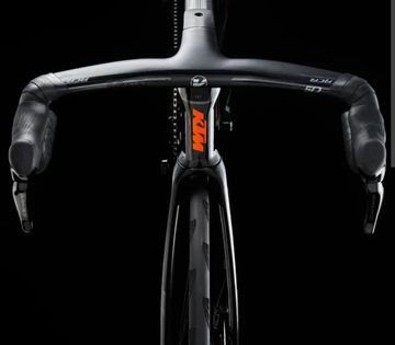 Käytetty KTM Strada Shimano Dura Ace Di2 2024 Road & Gravel — kuva 2 / 3