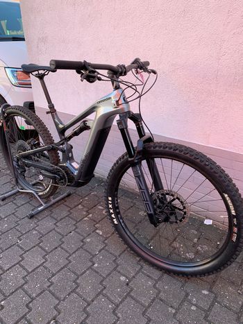 Used Cannondale Moterra Neo Carbon 2 2021 2021 Mountainbike, Gris claro — image 2 of 4