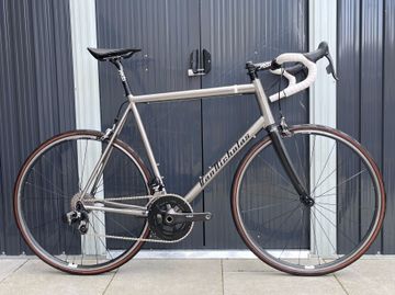 Gebrauchtes Van Nicholas 2022 Van Nicholas Boreas XL Titanium – SRAM Red ETap 2022 Road & Gravel