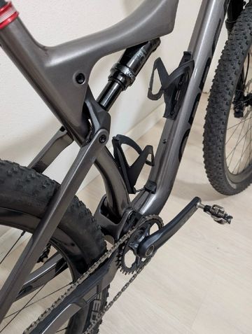 Orbea OIZ M30 2022 2022 Mountainbike usato, Grigio chiaro — immagine 4 di 4